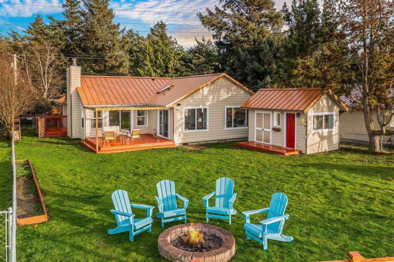 @ Marbella Lane - Wave House, Your Oceanfront Retreat! Holiday home Oak Harbor