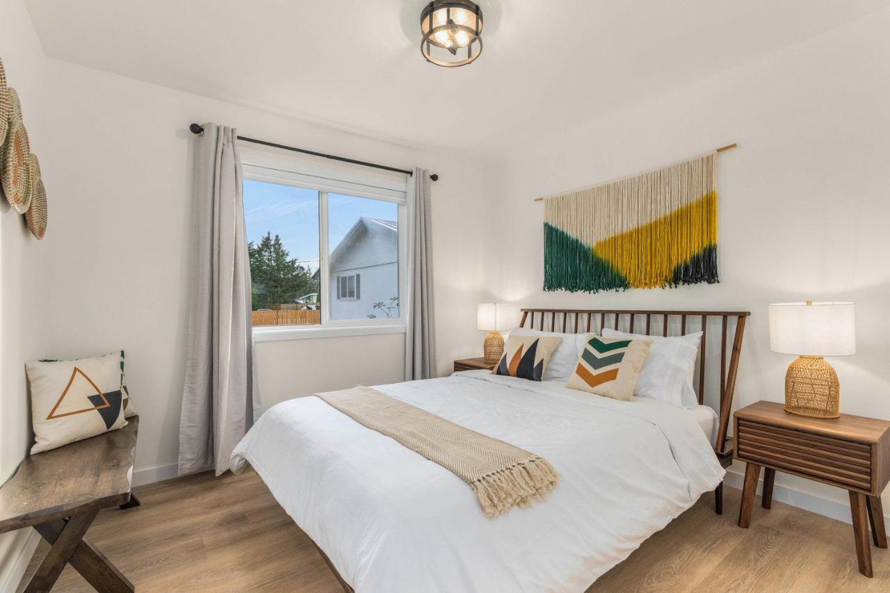 @ Marbella Lane - Wave House, Your Oceanfront Retreat! Oak Harbor