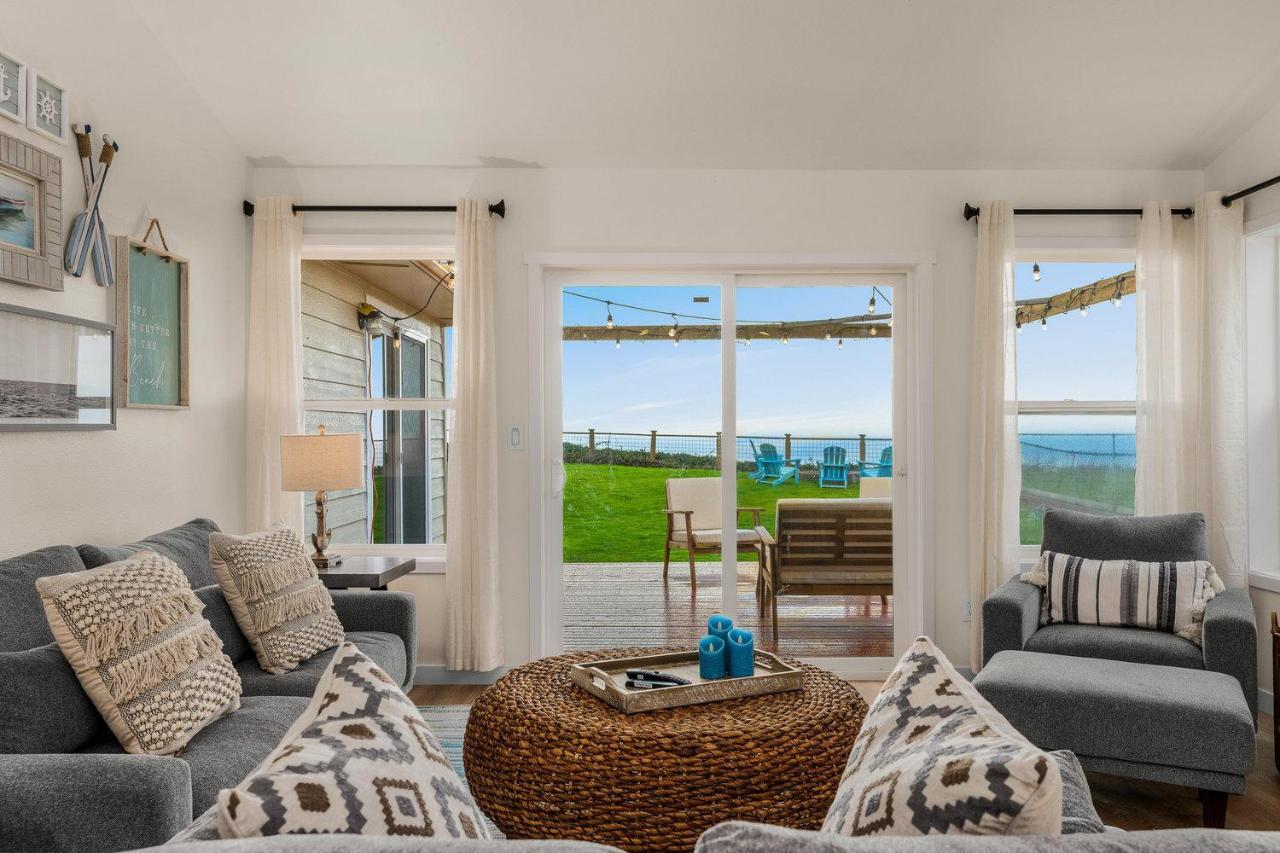 @ Marbella Lane - Wave House, Your Oceanfront Retreat! * Oak Harbor